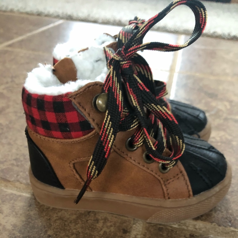 Cat & Jack Toddler Boy Boots sz 4